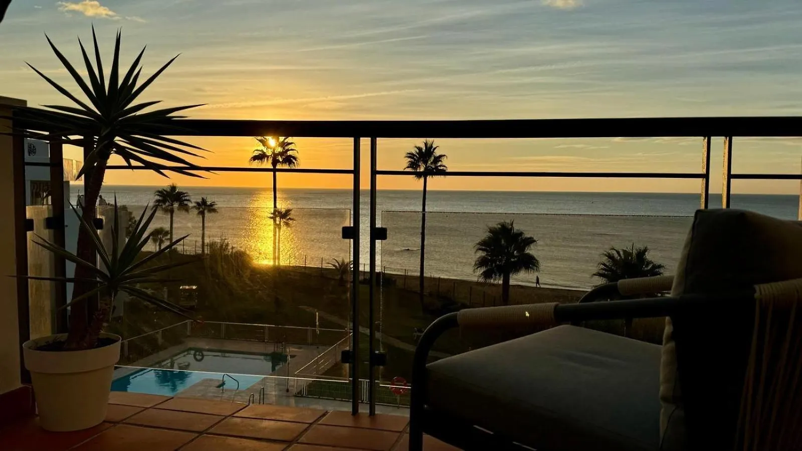 Seaview Luxury Penthouse contacts