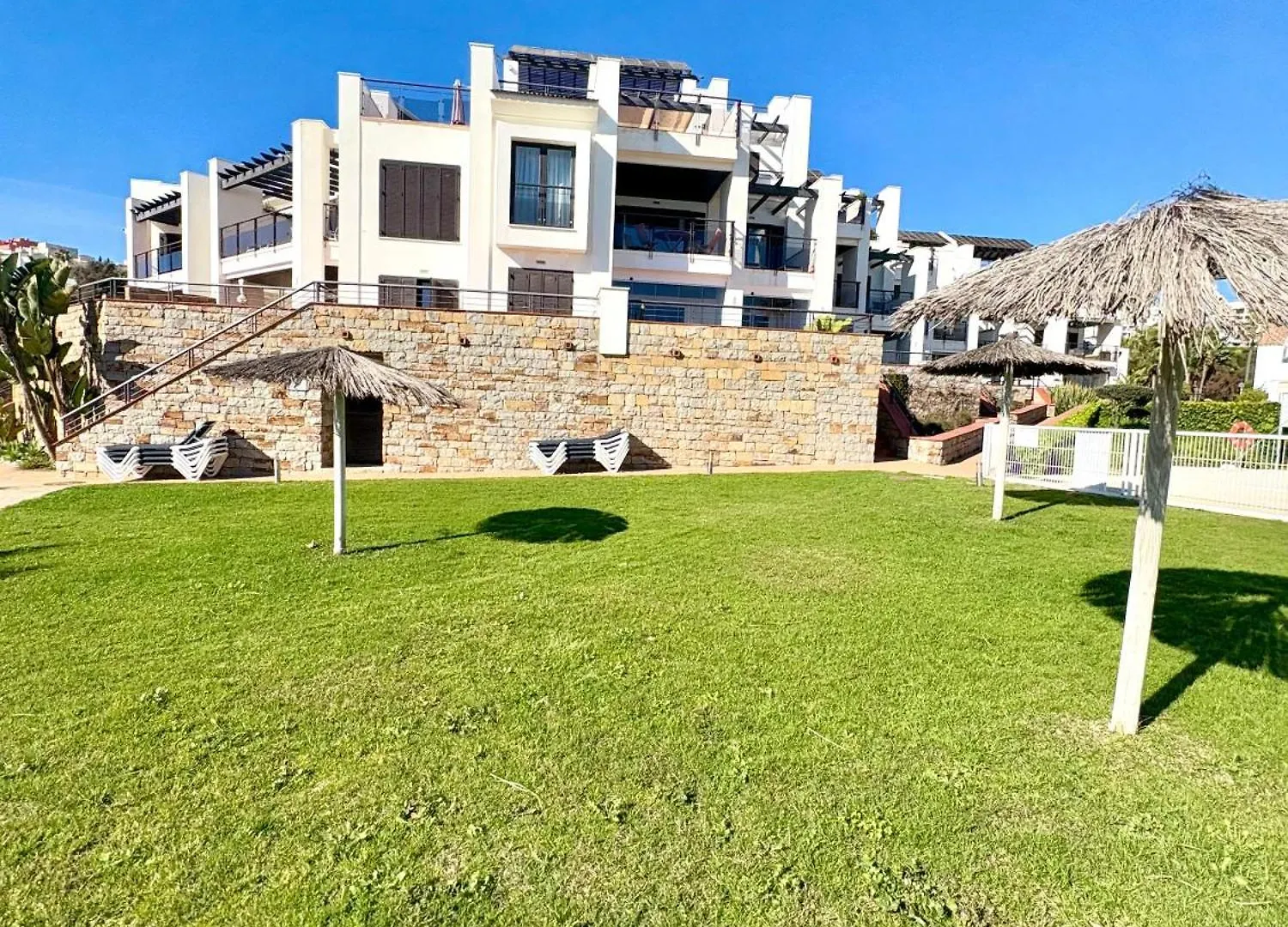 Seaview Luxury Penthouse Apartment Casares 0*,